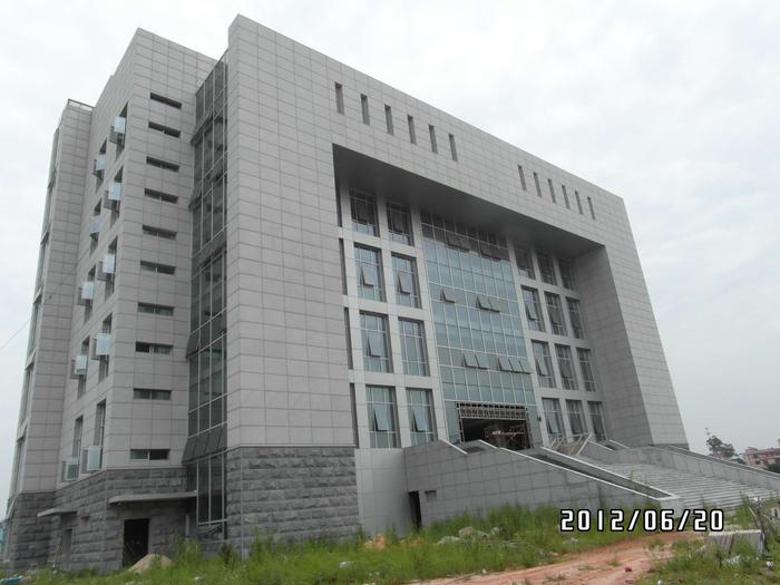 东莞市大岭山人民法庭    装修工程